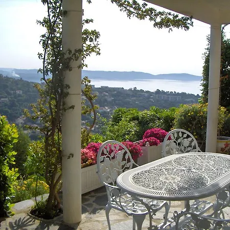 Rez De Cavalaire-sur-Mer