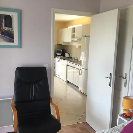 Apartment Rez De Cavalaire-sur-Mer